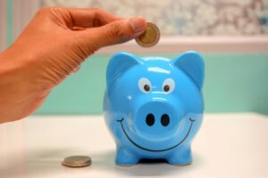 How to Save Money Efficiently in 2024