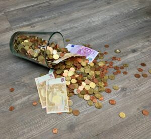 Managing Financial Emergencies: When and How to Opt for Quick Loans